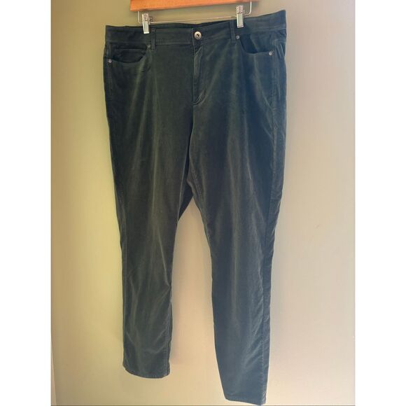 J Jill 18 EUC forest green stretchy velvet/corduroy pants - Picture 2 of 6